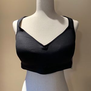 Old Navy sports bra NWT